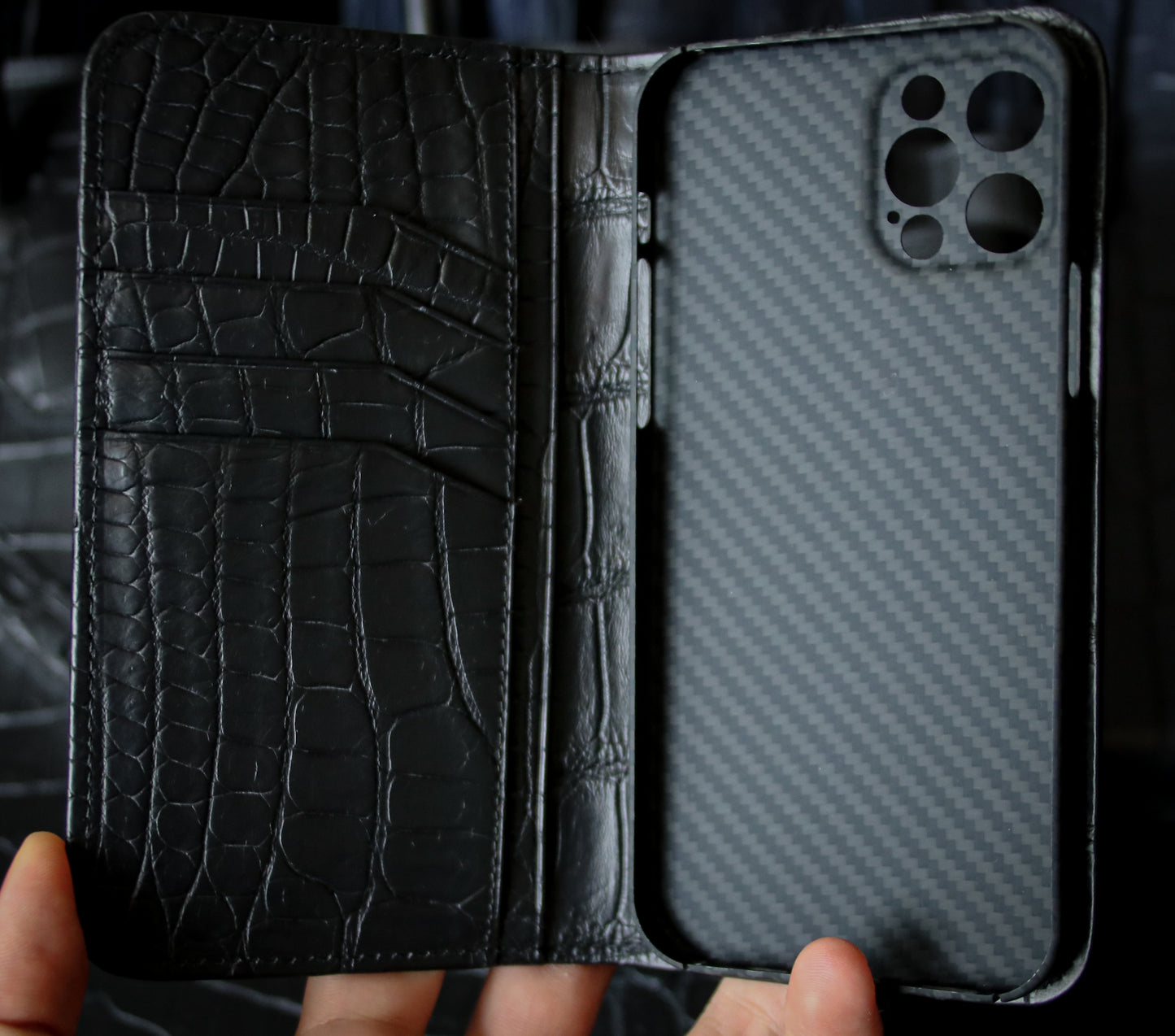 THE PERFECT CASE with carbon BLK